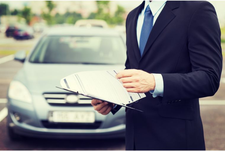 Very few documents are required for a vehicle registration loan.
